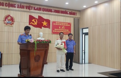 Lễ công bố và trao Quyết định điều động giữ chức vụ Phó Viện trưởng Viện KSND huyện Quế Sơn