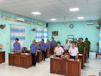 Lễ công bố và trao Quyết định điều động, bổ nhiệm chức vụ Phó Viện trưởng VKSND thị xã Điện Bàn