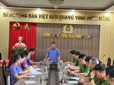 VKSND thị xã Điện Bàn tiến hành trực tiếp kiểm sát việc tiếp nhận, giải quyết nguồn tin về tội phạm tại Cơ quan CSĐT Công an thị xã Điện Bàn