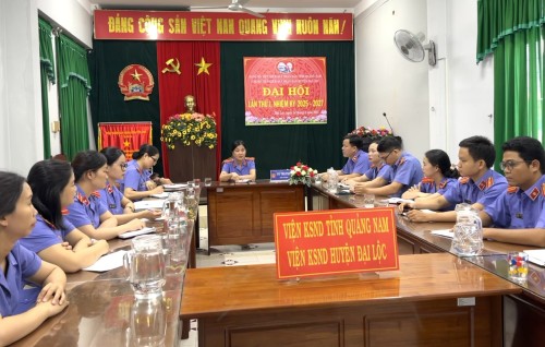 VKSND huyện Đại Lộc chủ trì họp triển khai công tác chuẩn bị cho việc sáp nhập VKSND khu vực